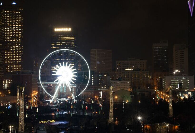 Люкс, Embassy Suites By Hilton Atlanta At Centennial Olympic Park