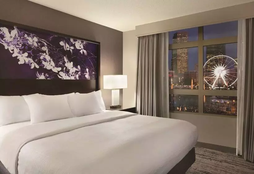 Sviitti Liikuntarajoitteisille, Embassy Suites By Hilton Atlanta At Centennial Olympic Park