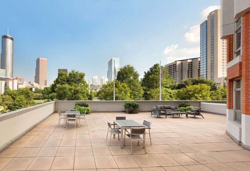 Люкс, Embassy Suites By Hilton Atlanta At Centennial Olympic Park