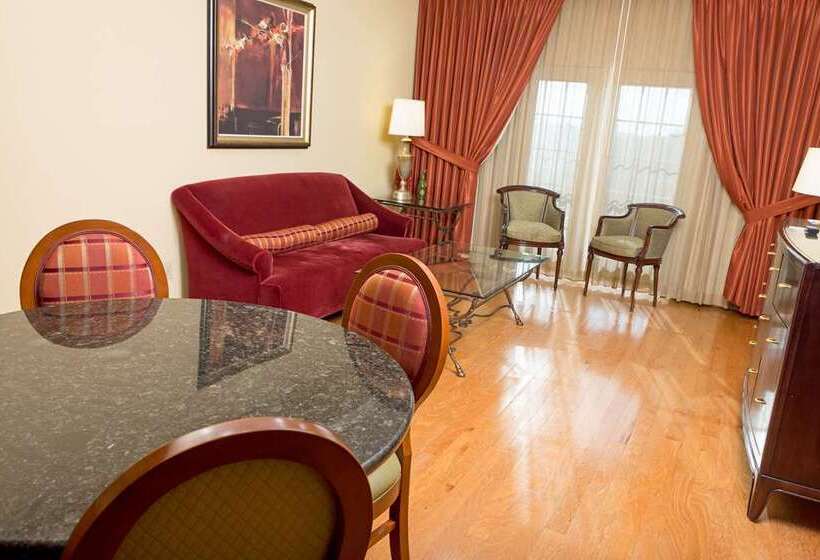 Люкс, Embassy Suites By Hilton Kansas City International Airport