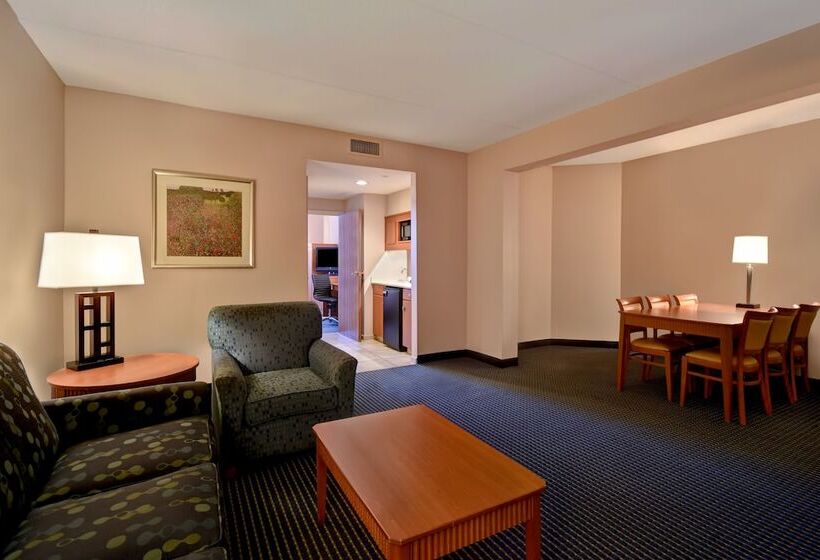 Люкс, Embassy Suites By Hilton Lexington/uk Coldstream