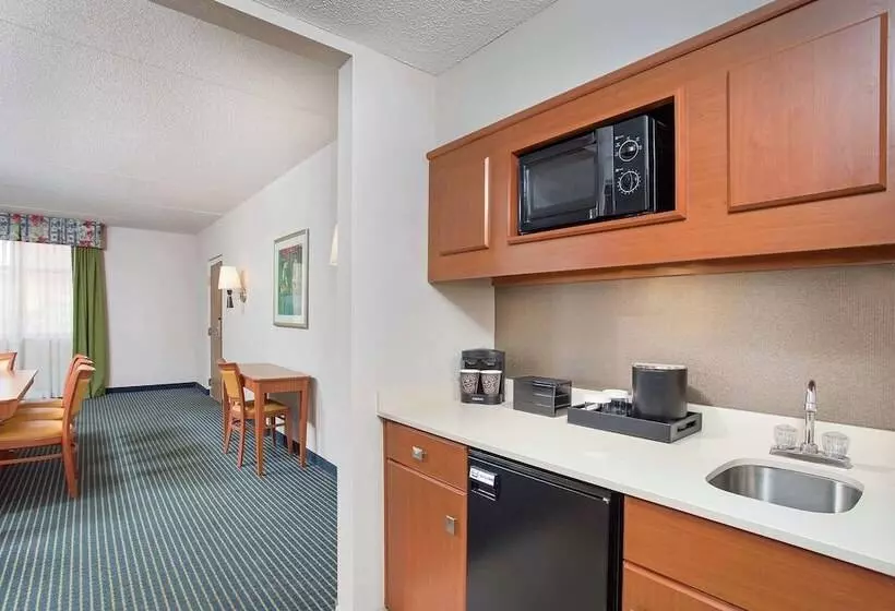 プレミアムスイート, Embassy Suites By Hilton Lexington/uk Coldstream