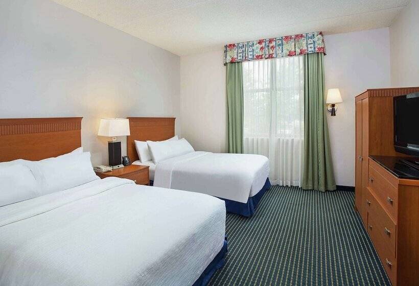 Люкс Премиум, Embassy Suites By Hilton Lexington/uk Coldstream