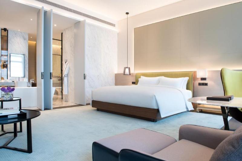 プレミアムルーム, Embassy Suites By Hilton Lexington/uk Coldstream