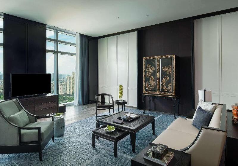 Номер Премиум, Embassy Suites By Hilton Lexington/uk Coldstream