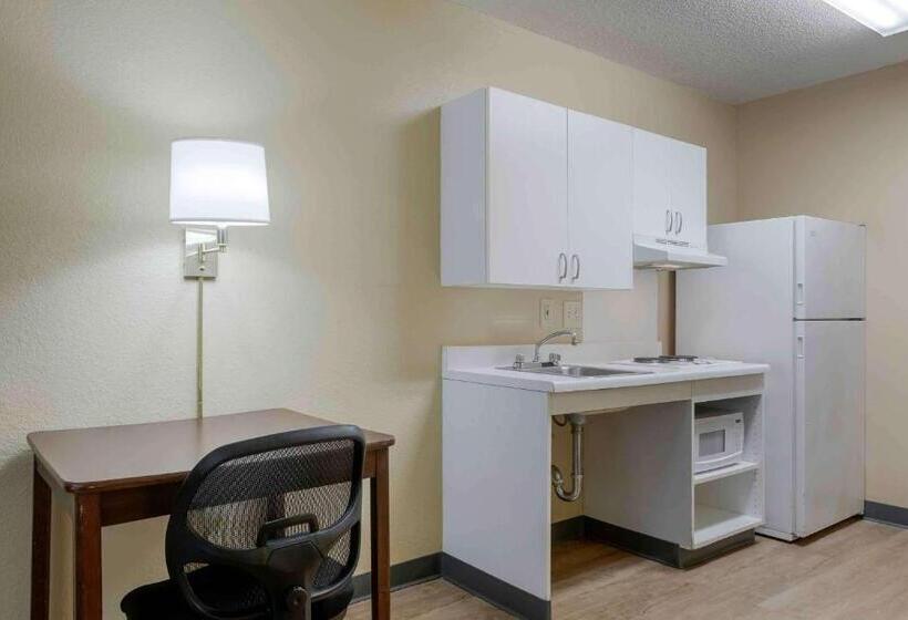 Студия Стандарт, Extended Stay America Suites  Chesapeake  Crossways Blvd