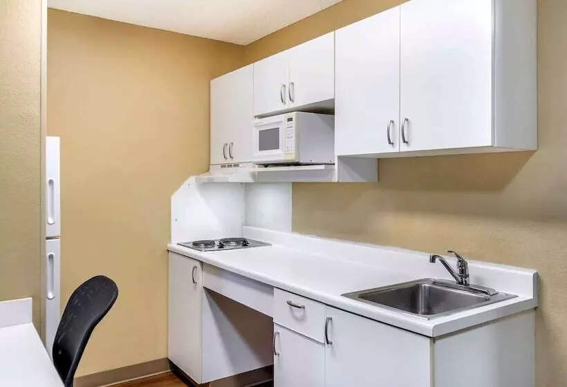 スタンダードスタジオ, Extended Stay America Suites  Seattle  Everett  North
