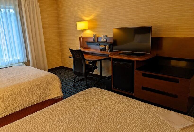 Номер Стандарт 2 Двуспальные Кровати, Fairfield Inn Concord