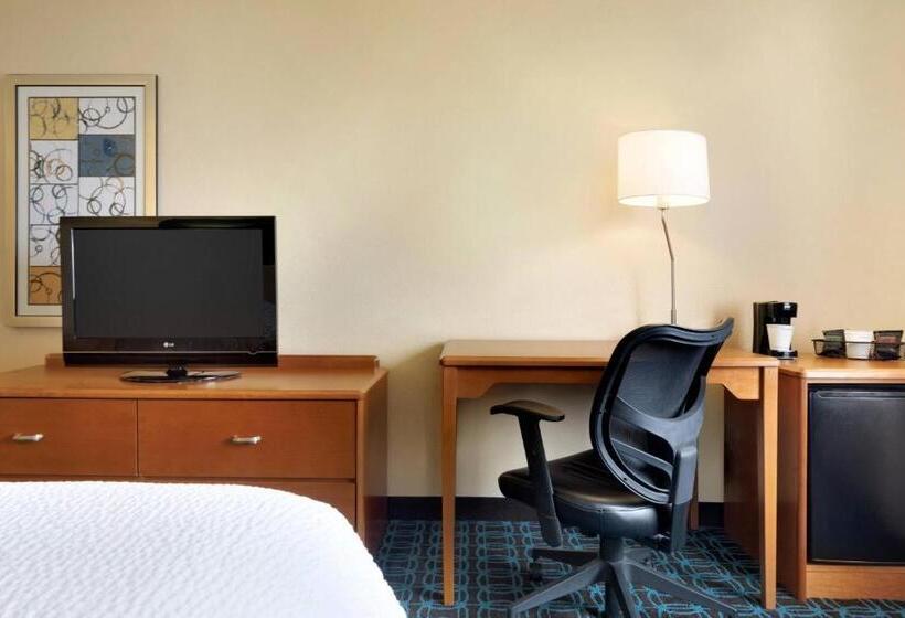 스탠다드 룸 킹사이즈 침대, Fairfield Inn Kankakee Bourbonnais