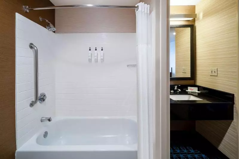 キングサイズベッドのスタンダードルーム, Fairfield Inn & Suites By Marriott Denver Aurora/medical Center