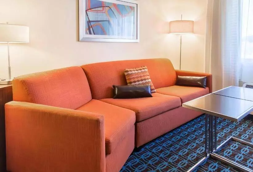 استودیوی استاندارد با تخت دوبل, Fairfield Inn & Suites Sioux Falls