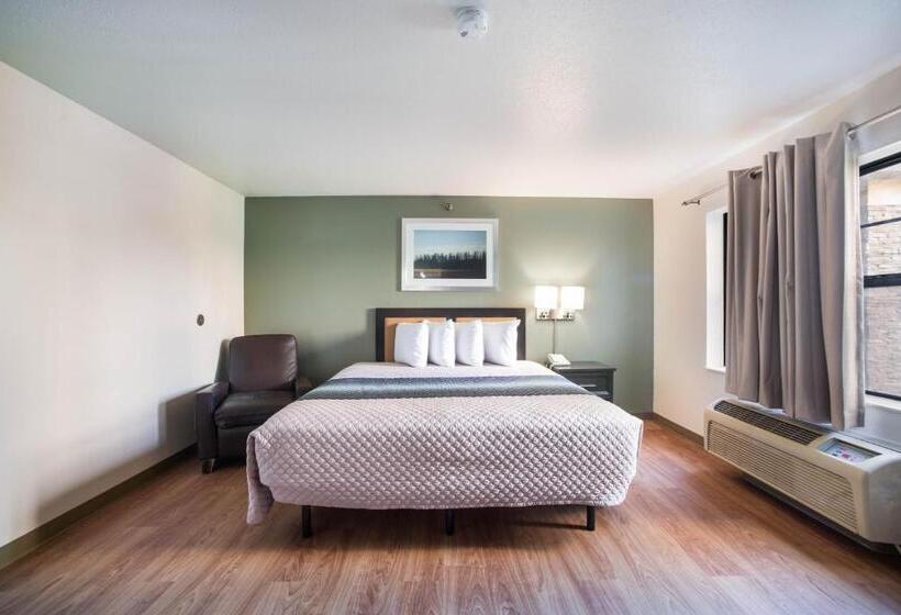 إستوديو قياسى, Hometowne Studios By Red Roof St. Louis   Airport/n Lindbergh