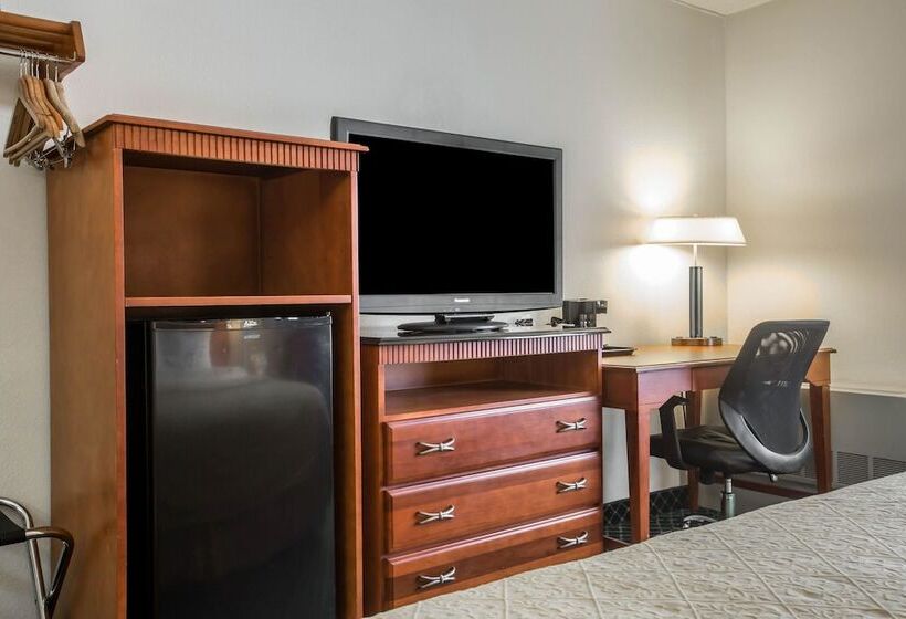غرفه قياسيه سريرين مزدوجين, Quality Inn Colchester  Burlington