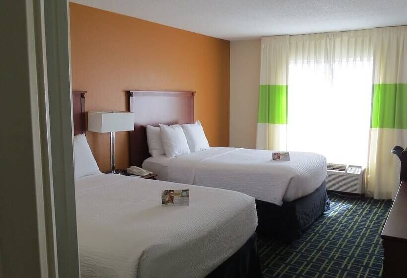 带2个双人床的标准工作室, Quality Inn Cranberry Township