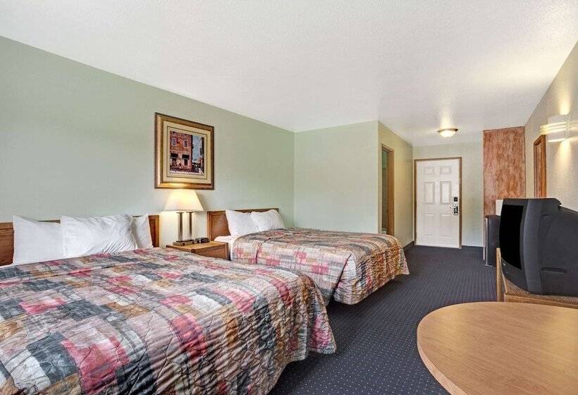 غرفه قياسيه سريرين مزدوجين, Travelodge By Wyndham Seattle North Of Downtown