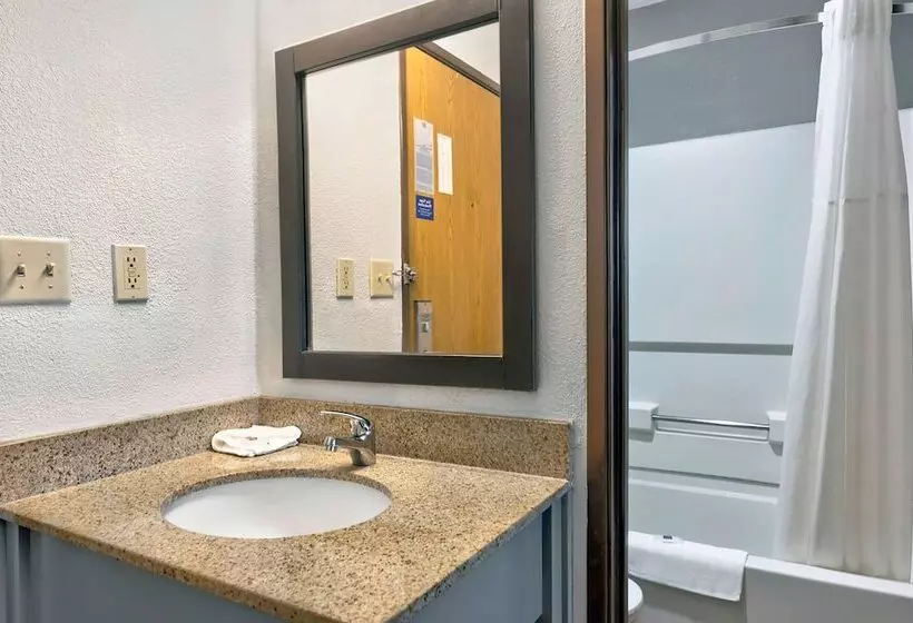 Standard-huone 2 Parivuodetta, Motel 6cedar Rapids, Ia Airport