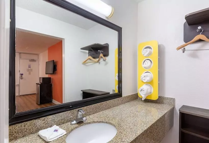 デラックスルーム, Motel 6 Houston, Tx  East
