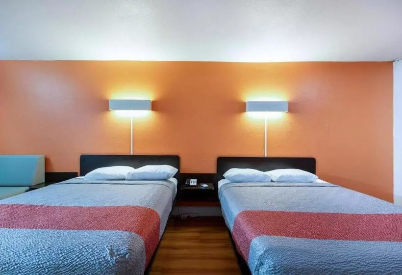 スタンダード４人部屋, Motel 6 Houston, Tx  East