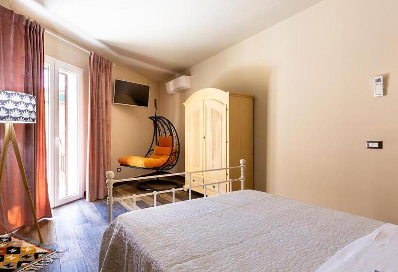 Номер Deluxe с Балконом, Bnb Sant Alfonso