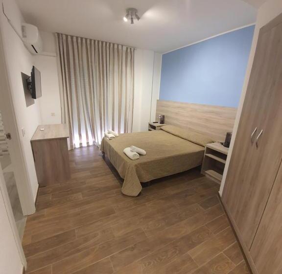 デラックスルーム, Pensió Costa Brava