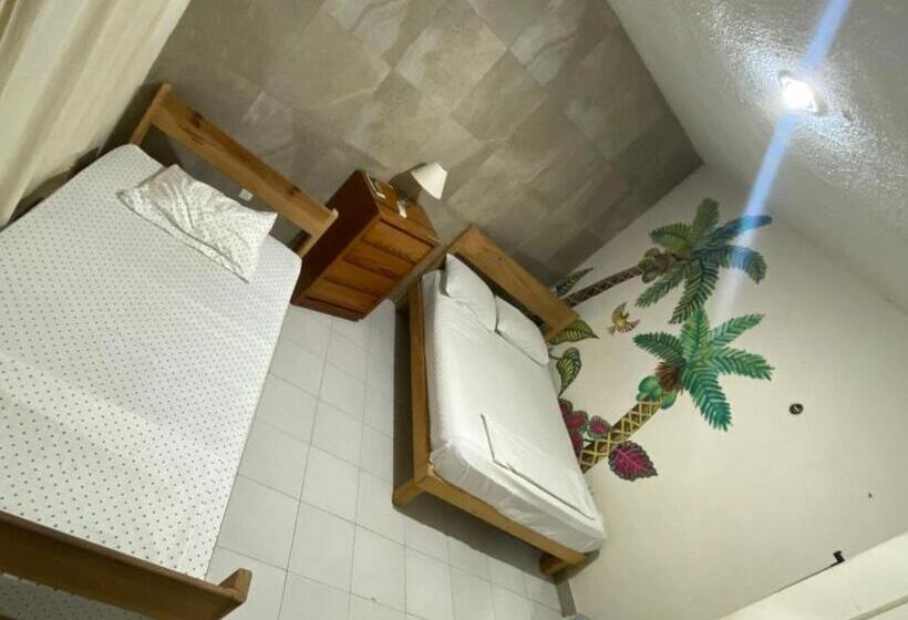 标准三人间, Casa Bugambilias Cancun   Hostel