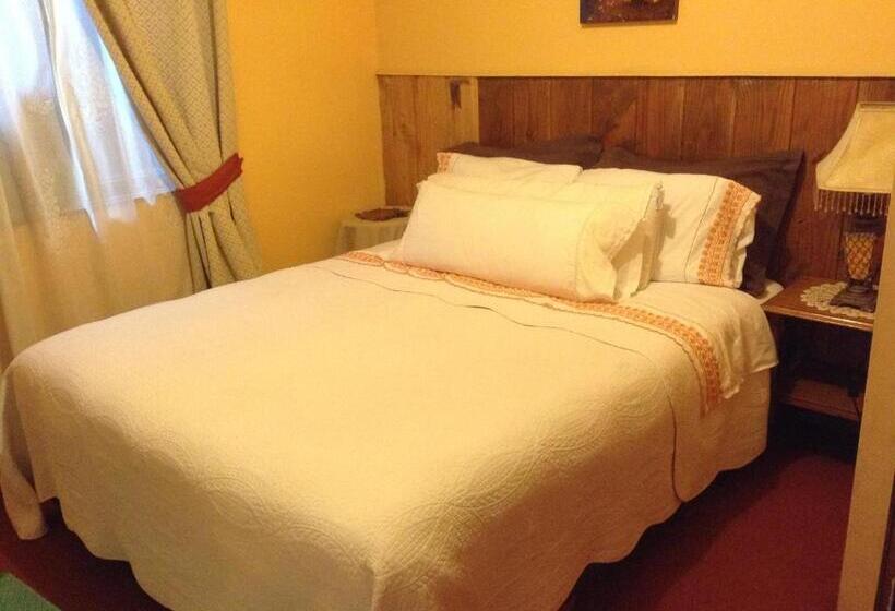 اتاق استاندارد با سرویس بهداشتی مشترک, Hostal Monica