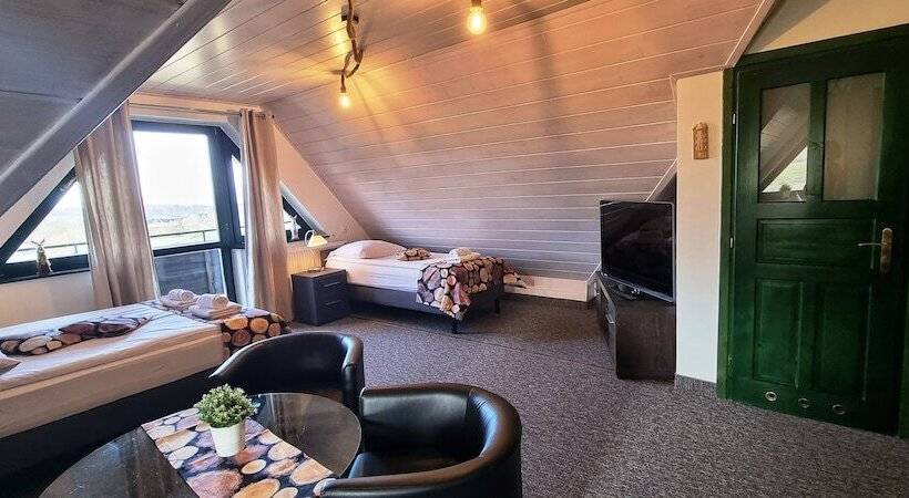 اتاق استاندارد چهار تخته, Gościniec Na Brzyzku