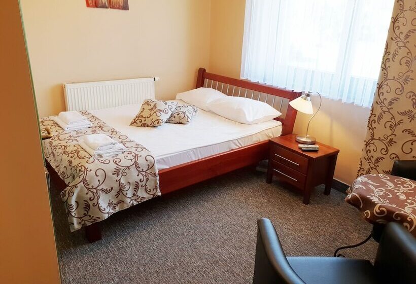 اتاق استاندارد سه نفره, Gościniec Na Brzyzku