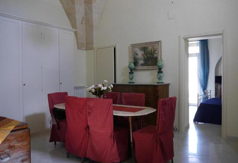 غرفة قياسية مزوَّدة بتراس, Casa Destradis B&b