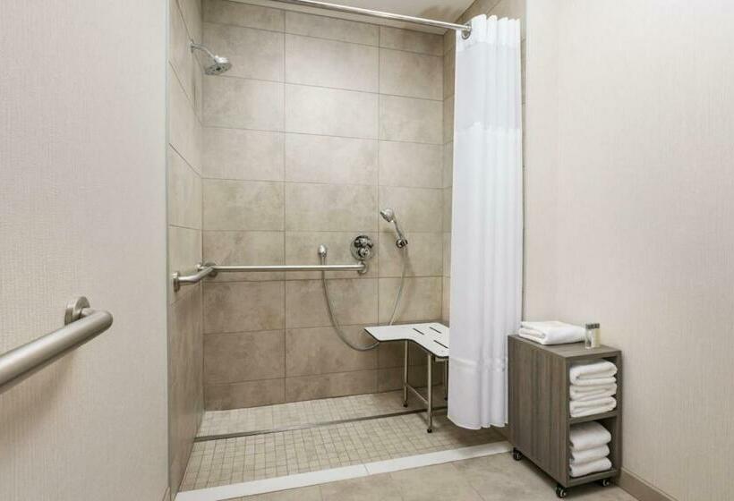 障害者適応デラックスルーム, Caza Fishermans Wharf