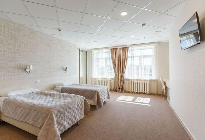 חדר משפחתי, Gorodskoy