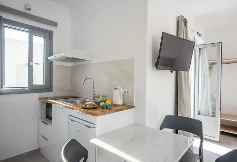 آپارتمان سوپریور 1 خوابه, Nautilus Apartments Suites