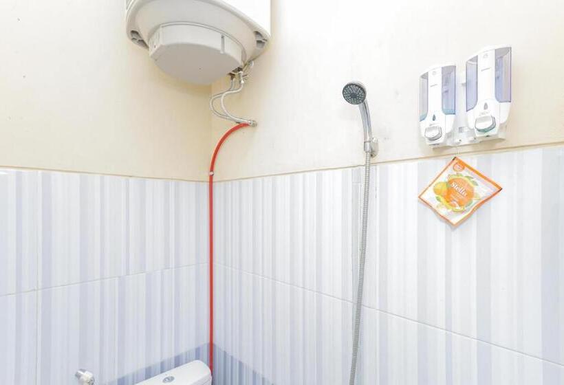 家庭间, Reddoorz Syariah @ Klojen Malang