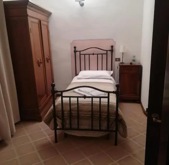 اتاق استاندارد یک نفره, Foresteria Poggio Bonelli
