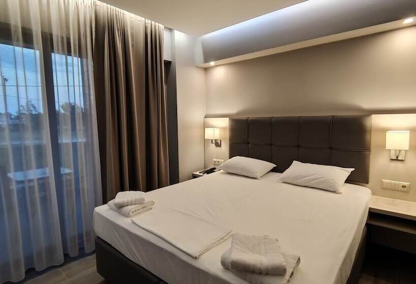 חדר דלוקס, Peloton Inn