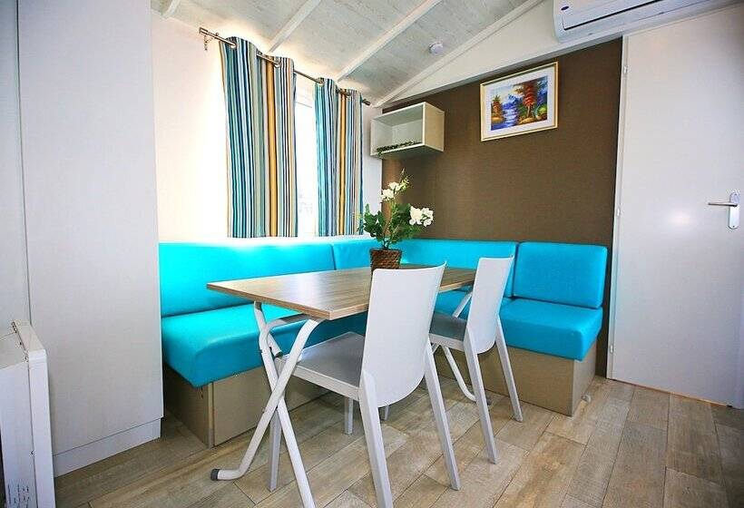 خانه 3 خوابه, Atlantica Parc Beach