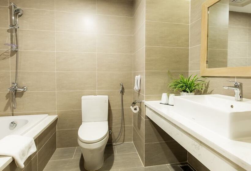 اتاق لوکس با چشم‌انداز دریا, Muong Thanh Luxury Khanh Hoa