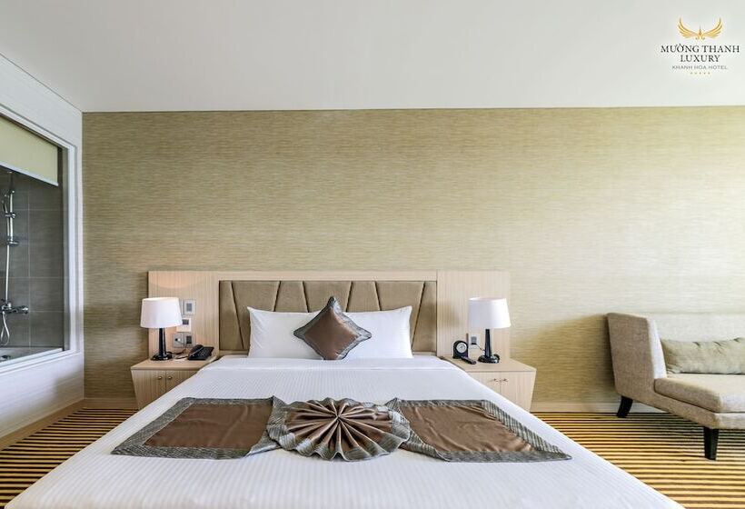 اتاق لوکس با چشم‌انداز دریا, Muong Thanh Luxury Khanh Hoa