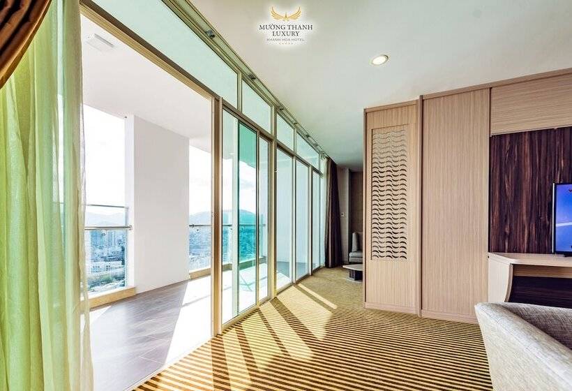 سوییت اجرایی, Muong Thanh Luxury Khanh Hoa