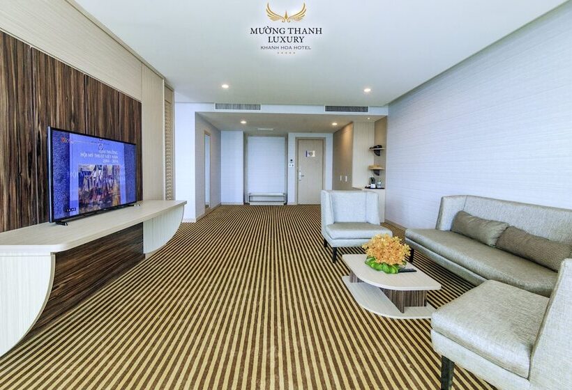 سوییت اجرایی, Muong Thanh Luxury Khanh Hoa