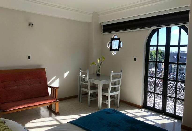 اتاق استاندارد با 2 تخت دوبل, Suites Sevilla