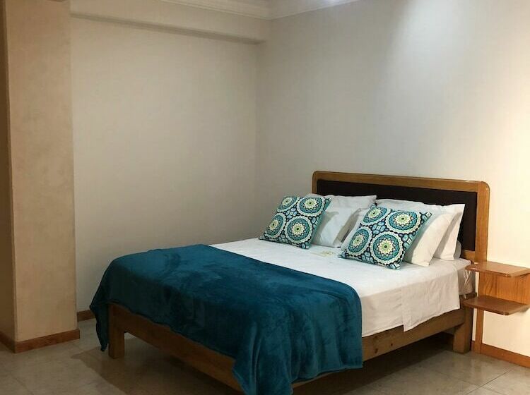 اتاق عادی با تخت دوبل, Suites Sevilla