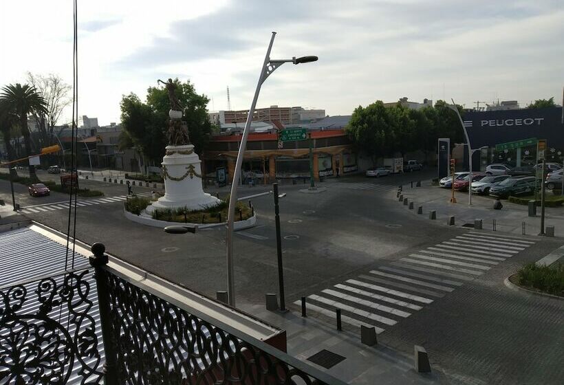 اتاق استاندارد با 2 تخت دوبل, Suites Sevilla