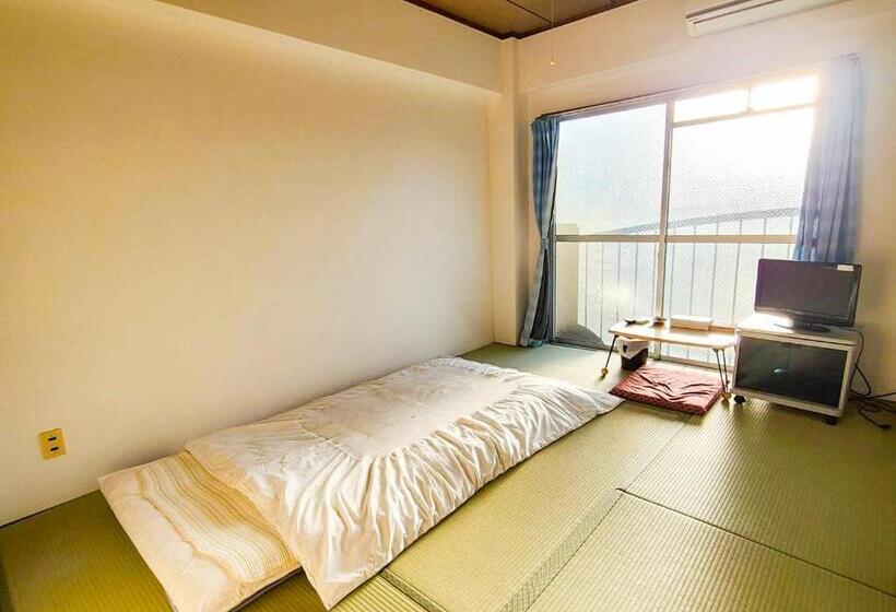 اتاق استاندارد چهار تخته, Weekly Hotel Kokura