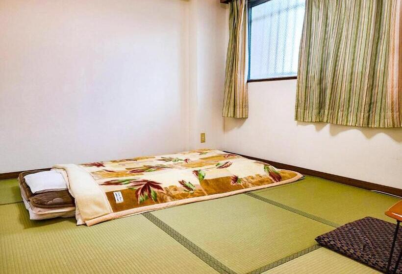 غرفة قياسية رباعية, Weekly Hotel Kokura