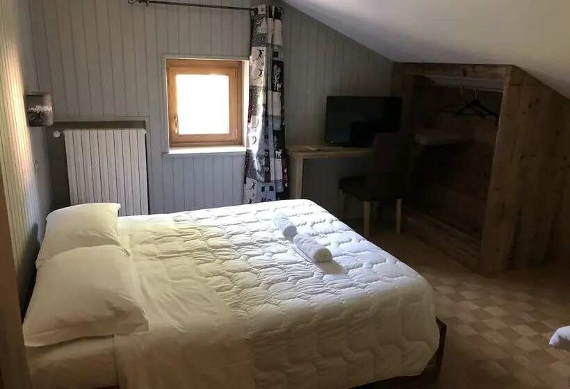 Standard Kolmen Hengen Huone, Chalet Saintbarthelemy