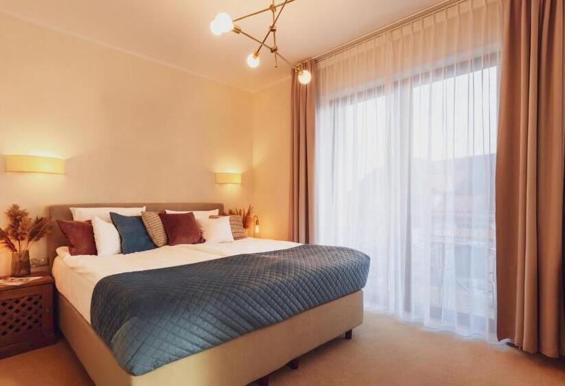 סוויטת ג'וניור, Szlak Bursztynowy