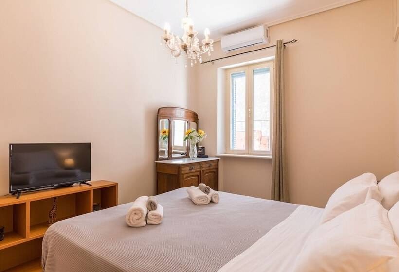 Апартаменты 2 Спальни, Moraitis Mansion