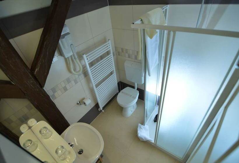 غرفة إقتصادية, Sobe Bernarda