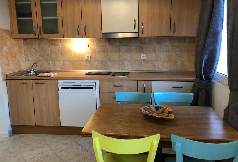 스탠다드 스튜디오 킹침대, Guest House Adriatica By Pinch